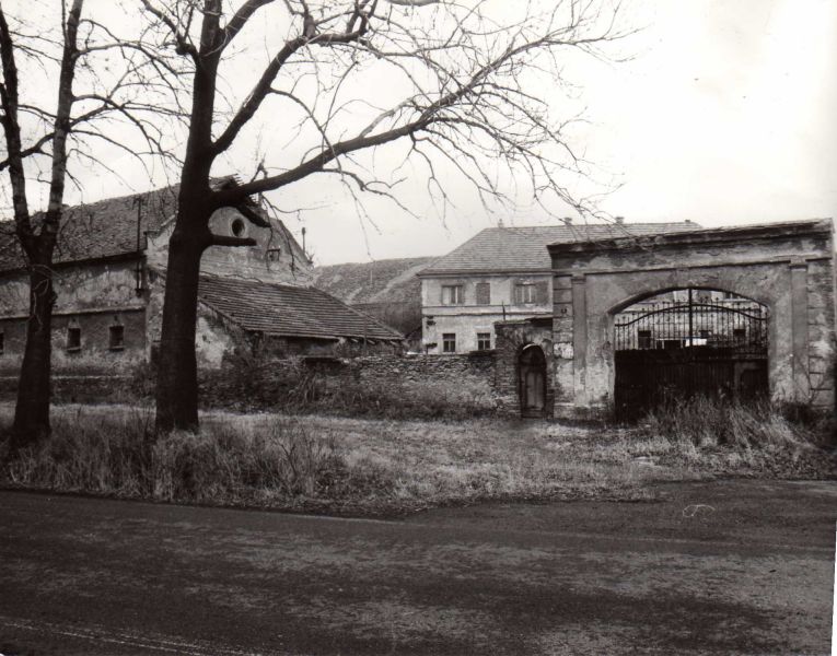 1992